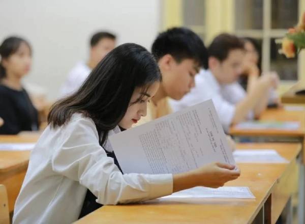 Mơ thấy đi thi điềm báo thành công hay thử thách?