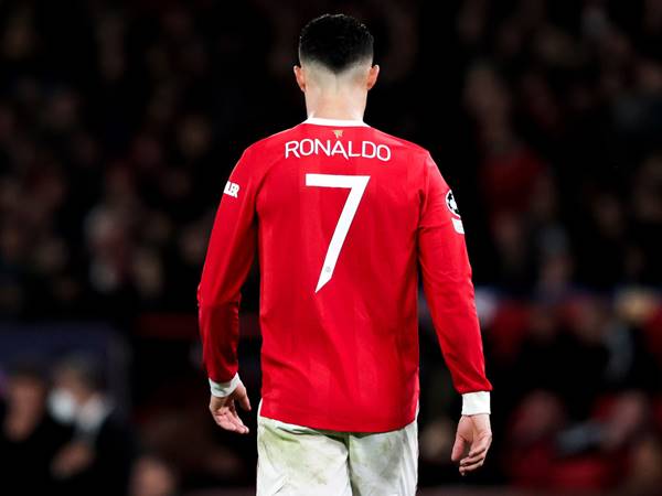 Khám phá số áo Ronaldo đã mang tại các câu lạc bộ